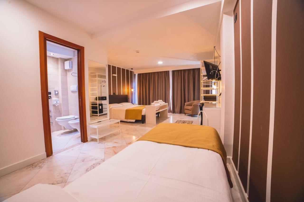 Hotel Continental Reggio Calabria Esterno foto