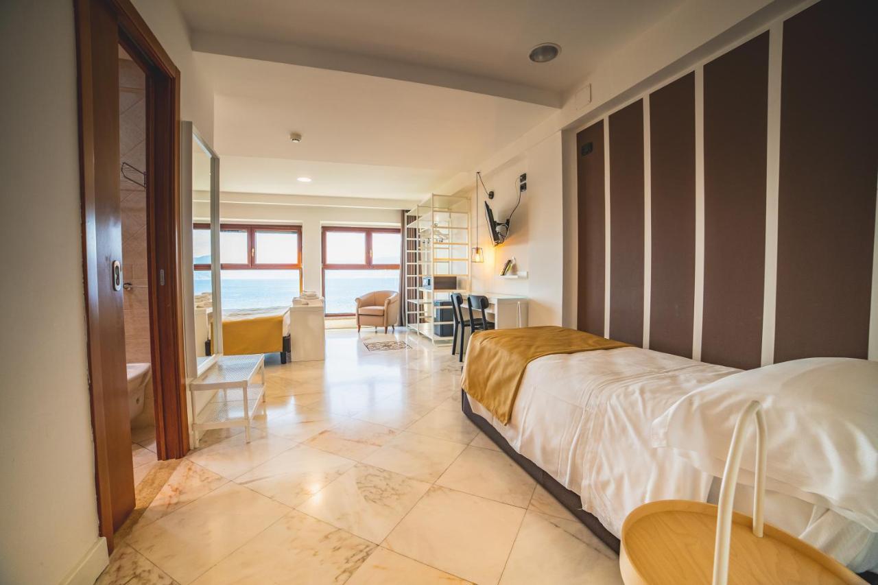 Hotel Continental Reggio Calabria Esterno foto