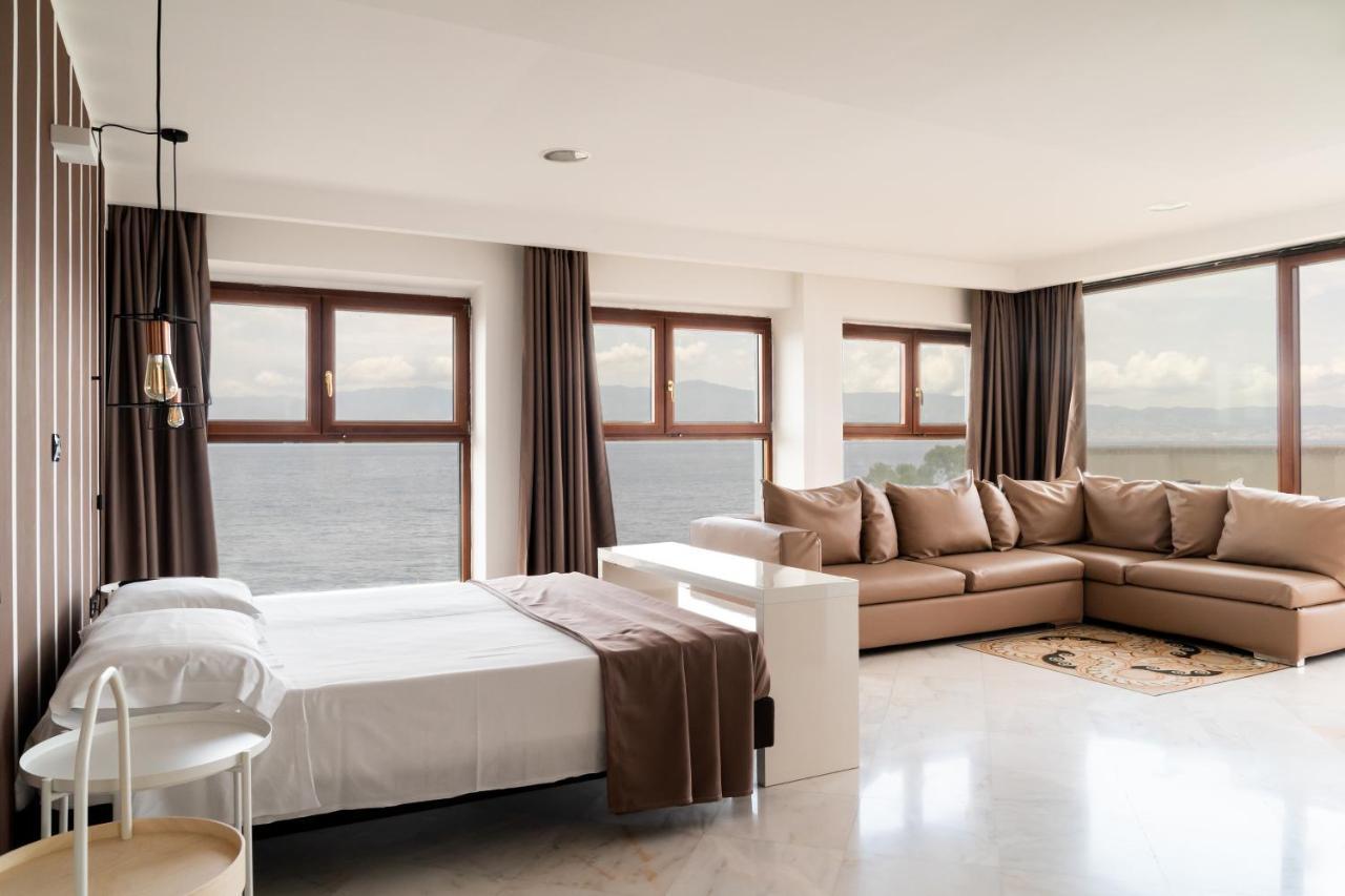Hotel Continental Reggio Calabria Esterno foto